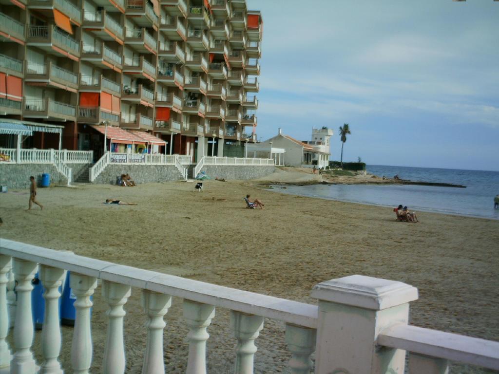 La Rosaleda Torrevieja Exterior foto